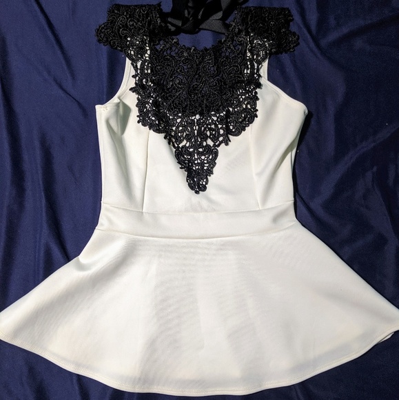 Blouse - Picture 1 of 2